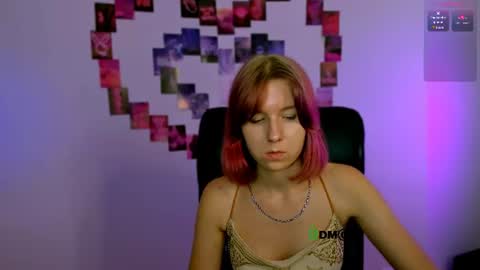 Snapshot of gloria_bubble chatting on June 11, 12:32 am your dream online show from June 11, 12:32 am