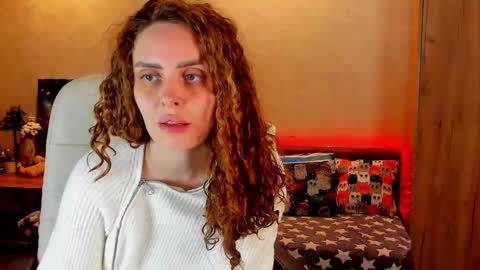 Gloria Wood online show from December 11, 7:36 pm