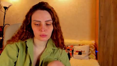 Gloria Wood online show from March 5, 3:29 pm