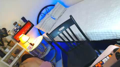 shy online show from July 18, 3:27 pm