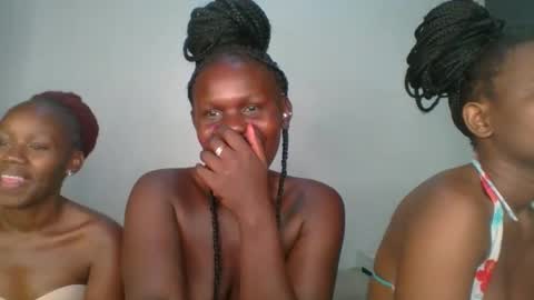 glossybabe77 online show from March 6, 9:11 pm