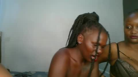 glossybabe77 online show from March 8, 7:23 am