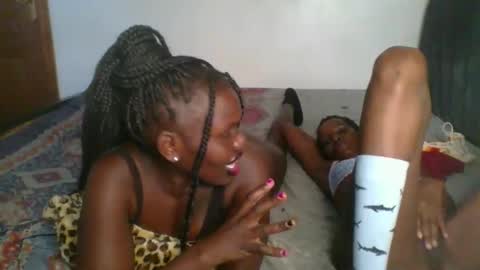 glossybabe77 online show from March 17, 8:50 am