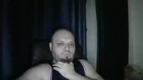 Snapshot of glusgan chatting on May 13, 10:17 pm Your boy online show from May 13, 10:17 pm