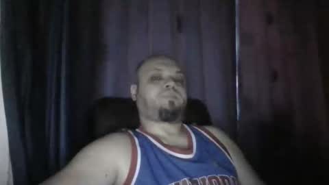 Snapshot of glusgan chatting on May 17, 8:34 am Your boy online show from May 17, 8:34 am