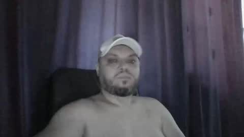 Snapshot of glusgan chatting on June 11, 6:55 am Your boy online show from June 11, 6:55 am