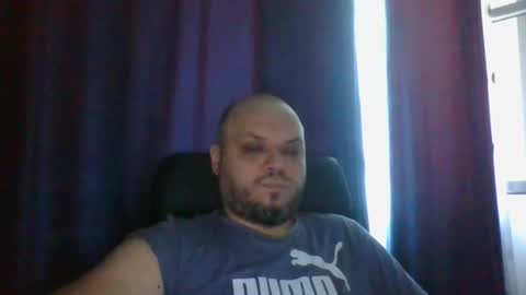 Snapshot of glusgan chatting on June 14, 7:54 am Your boy online show from June 14, 7:54 am