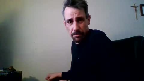 Snapshot of gmang4242 chatting on April 4, 2:58 pm gmang4242 online show from April 4, 2:58 pm