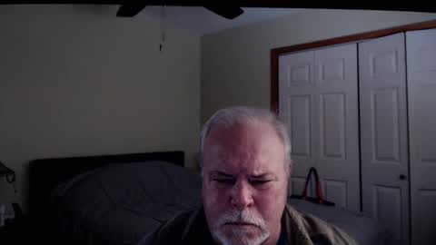 gmctruckguy online show from December 19, 7:21 pm