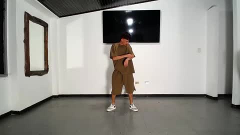 Snapshot of gnecos chatting on September 13, 6:18 pm THOMAS AND DAMIAND online show from September 13, 6:18 pm