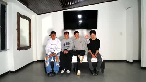 Snapshot of gnecos chatting on September 21, 6:09 pm THOMAS AND DAMIAND online show from September 21, 6:09 pm