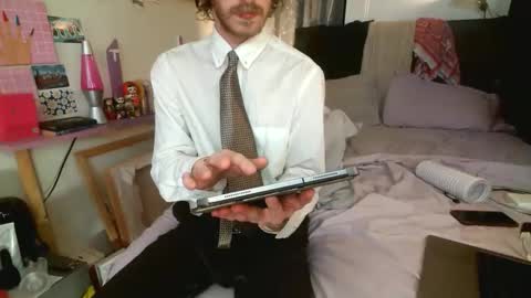 Snapshot of gnickname chatting on May 24, 12:59 am gnickname online show from May 24, 12:59 am