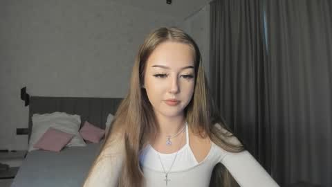 Lina online show from November 1, 8:38 am