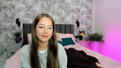 Lina online show from November 12, 8:26 am