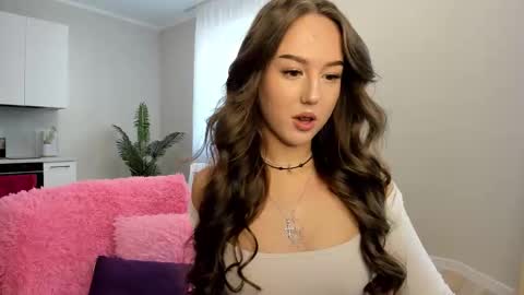 Lina online show from February 21, 8:37 am