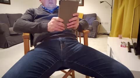 Snapshot of goallnightlong69 chatting on January 31, 2:26 am goallnightlong69 online show from January 31, 2:26 am