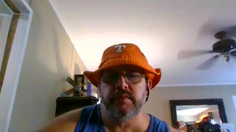 Snapshot of gobey33 chatting on September 13, 4:40 pm IDKIDCIDGAF online show from September 13, 4:40 pm