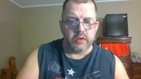 IDKIDCIDGAF online show from March 1, 12:23 am