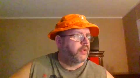 Snapshot of gobey33 chatting on May 20, 11:00 pm IDKIDCIDGAF online show from May 20, 11:00 pm