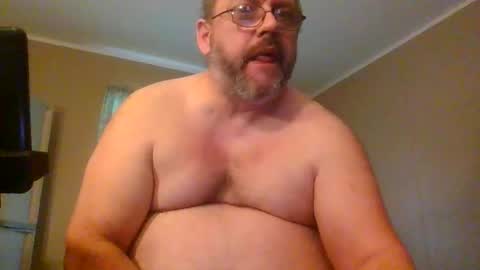 Snapshot of gobey33 chatting on May 25, 1:50 pm IDKIDCIDGAF online show from May 25, 1:50 pm