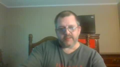 Snapshot of gobey33 chatting on June 9, 2:17 pm IDKIDCIDGAF online show from June 9, 2:17 pm