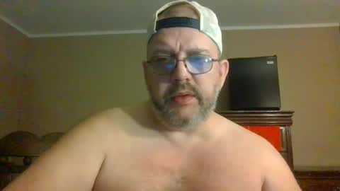 Snapshot of gobey33 chatting on June 14, 2:24 am IDKIDCIDGAF online show from June 14, 2:24 am