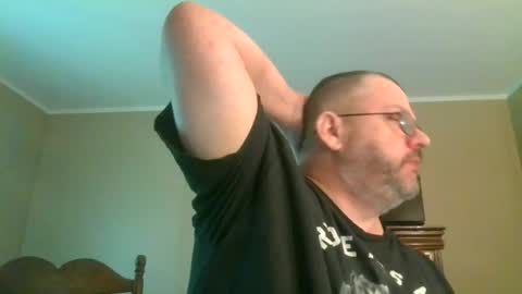 Snapshot of gobey33 chatting on June 15, 4:20 pm IDKIDCIDGAF online show from June 15, 4:20 pm