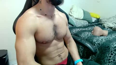 god hunkules online show from January 14, 6:57 pm