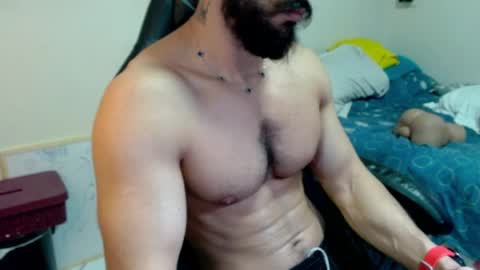 god hunkules online show from April 24, 4:31 pm