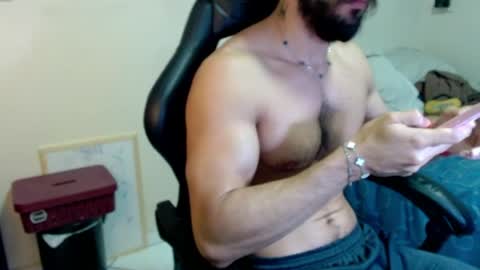 god hunkules online show from May 1, 3:38 pm