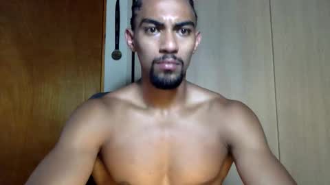 Snapshot of god_of_olumpus chatting on April 13, 10:04 pm god_of_olumpus online show from April 13, 10:04 pm