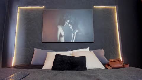 Snapshot of god_of_olympus1 chatting on December 15, 2:59 pm steven online show from December 15, 2:59 pm