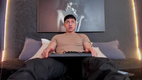 Snapshot of god_of_olympus1 chatting on December 29, 5:54 pm steven online show from December 29, 5:54 pm