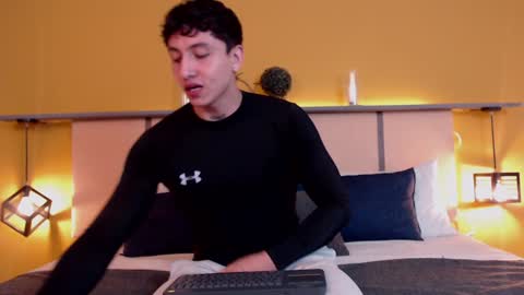 Snapshot of god_of_olympus1 chatting on January 30, 1:31 pm steven online show from January 30, 1:31 pm