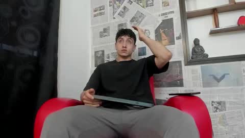 Snapshot of god_of_olympus1 chatting on March 9, 12:31 pm steven online show from March 9, 12:31 pm