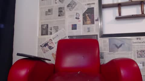 Snapshot of god_of_olympus1 chatting on December 15, 12:42 pm steven online show from December 15, 12:42 pm