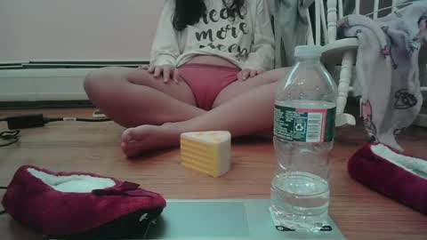 Snapshot of godddessbambi chatting on June 11, 6:39 pm Goddess Bambi online show from June 11, 6:39 pm