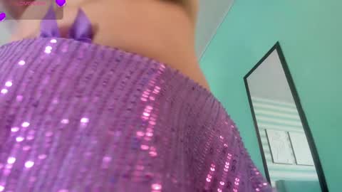 Snapshot of goddess_kianna chatting on May 7, 1:22 am Goddess Kianna online show from May 7, 1:22 am