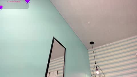 Snapshot of goddess_kianna chatting on July 14, 11:32 pm Goddess Kianna online show from July 14, 11:32 pm