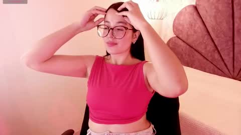 M A R T I N A  online show from December 20, 7:10 pm