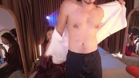 Snapshot of goddess_marylin chatting on November 27, 4:58 am 330 UTC2 girls online show from November 27, 4:58 am