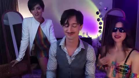 Snapshot of goddess_marylin chatting on July 14, 4:50 am 330 UTC2 girls online show from July 14, 4:50 am