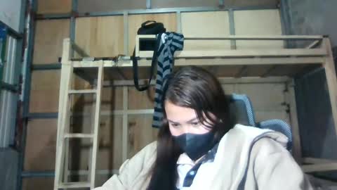goddess_nyle online show from June 12, 1:10 pm