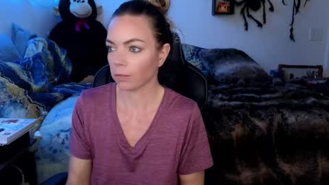 Patricia Mars           Goddess of Mars twitter thegoddessmindy online show from January 30, 6:10 pm