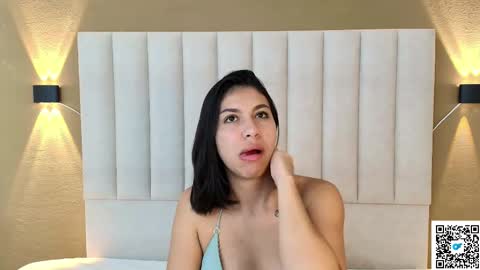 Snapshot of goddess_saori chatting on November 15, 11:32 pm Saori online show from November 15, 11:32 pm