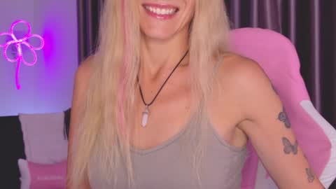 Katarina online show from June 26, 10:52 am