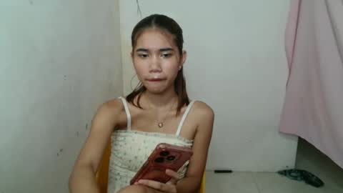 Snapshot of goddess_tatoo chatting on March 16, 8:29 am killy online show from March 16, 8:29 am