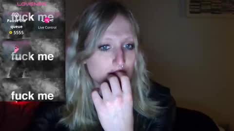 goddessalison online show from January 14, 12:49 am