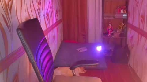 Barbie Brown online show from November 3, 3:52 am