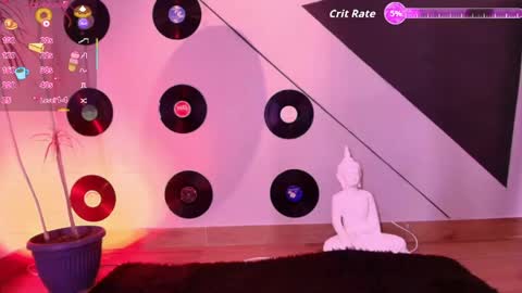 Snapshot of goddessjulieta chatting on May 6, 7:08 pm Julieta online show from May 6, 7:08 pm